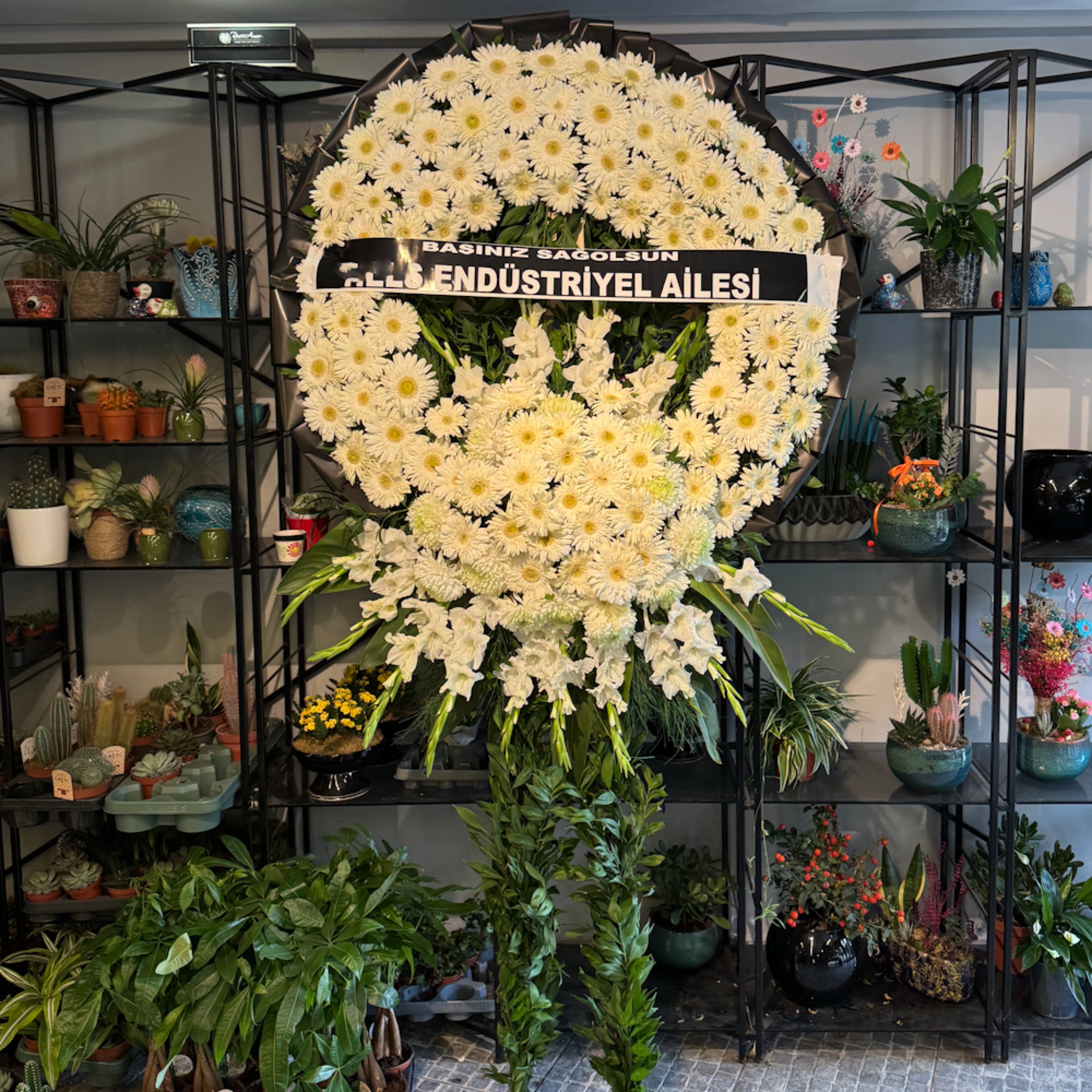 Beyaz Cenaze Çelengi