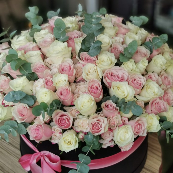 Pink & White Rose Box