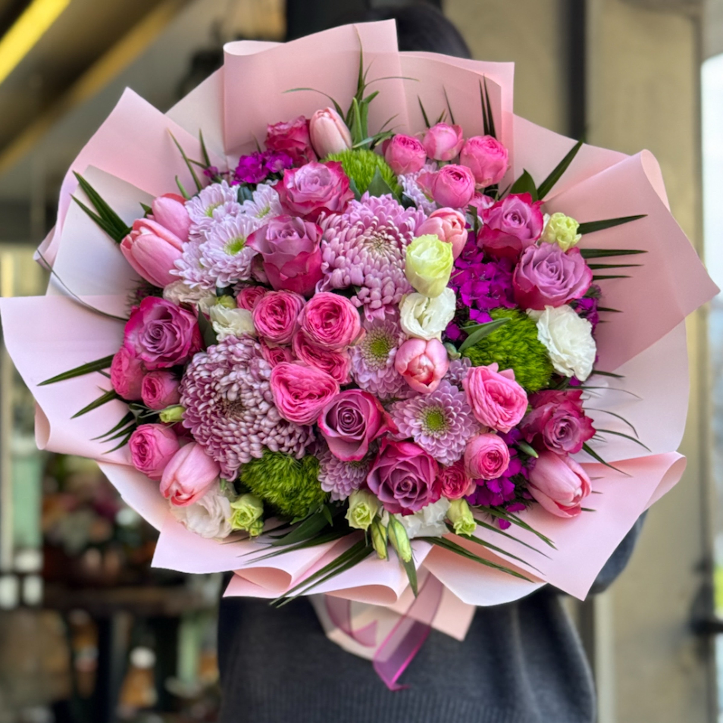 Mevsim Çiçekleri ve Güller