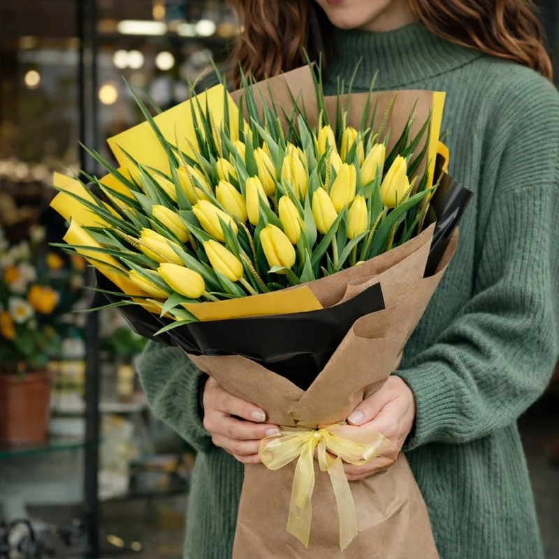 Sıcak Sevgi Sarı Lale Buketi