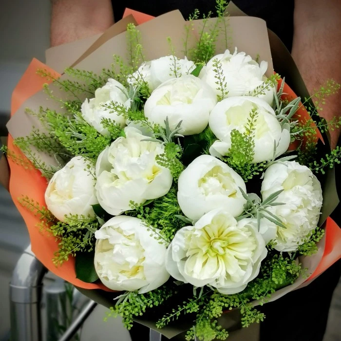 Beyaz Şakayık Buketi