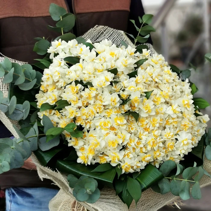 Nergis Çiçek Buketi