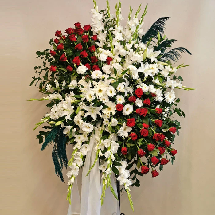 Kırmızı Beyaz Ferforje