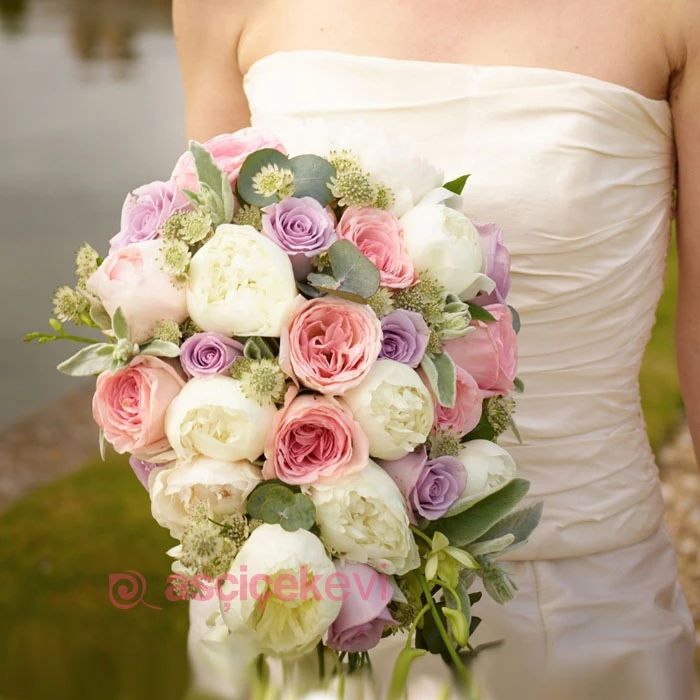 Dökümlü Gelin Buketi